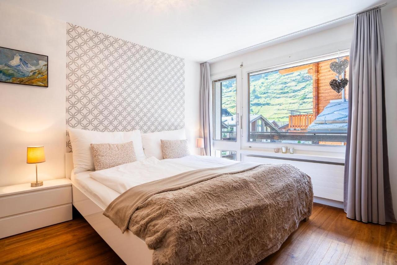 Stylish Home With Matterhorn View In The Center Zermatt Exteriér fotografie