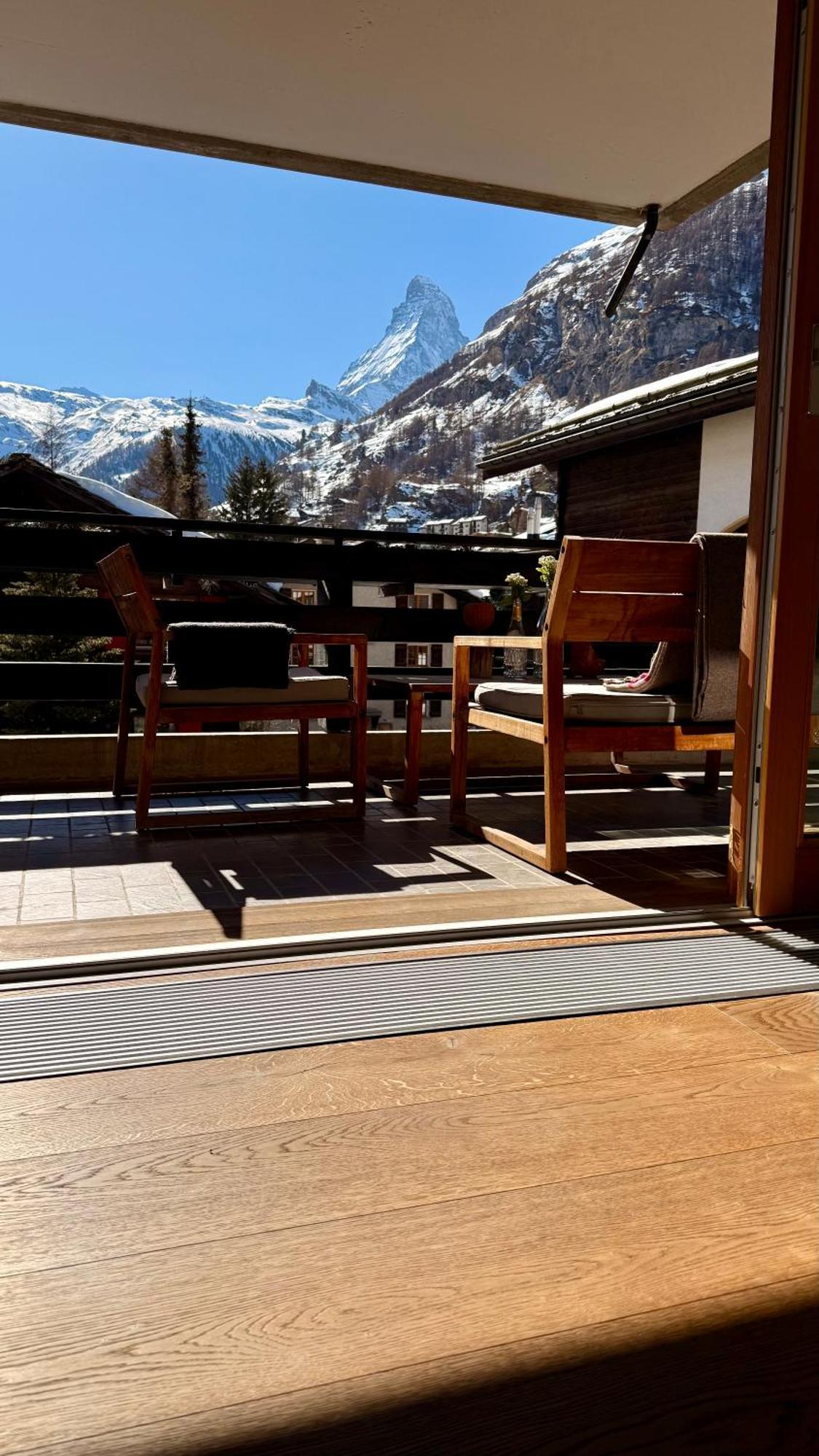Stylish Home With Matterhorn View In The Center Zermatt Exteriér fotografie